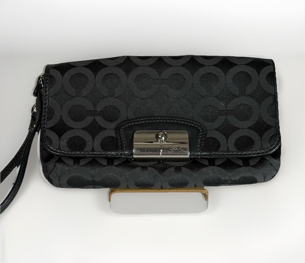 COACH Accessory Pouch Wristlet Flap Op Art Black